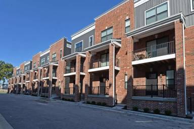 Main picture of 5009 Charlie Milani Pl