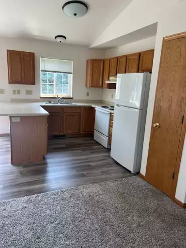 Main picture of 2806 N Wright Rd
