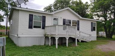 Main picture of 205 E Main St