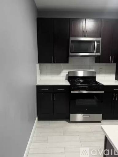 Main picture of 38 W 29th St