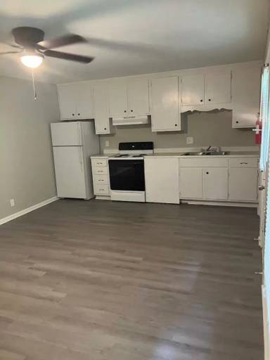 Main picture of 3330 Ridge Ave