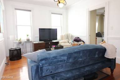 Main picture of 18 Homer St