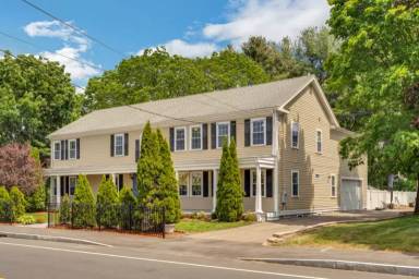 Main picture of 44 Topsfield Cir