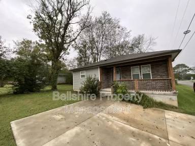Main picture of 668 Anthony St
