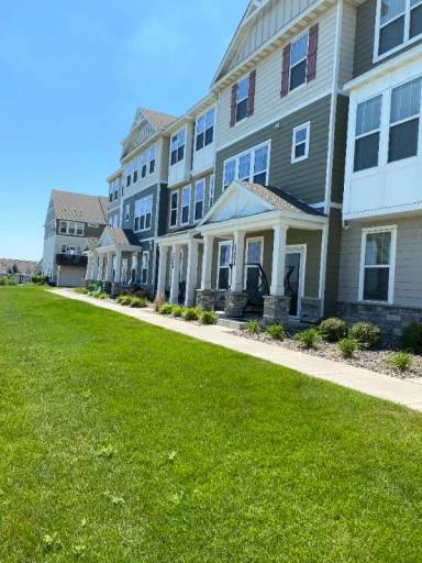 Main picture of 15438 Eames Way