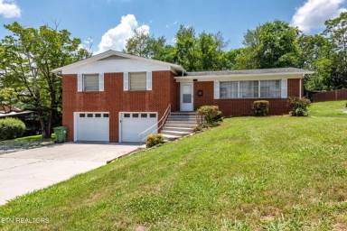 Main picture of 215 Sandy Springs Rd