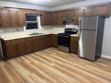 Main picture of 103 Palco St