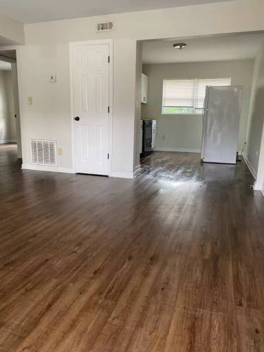 Main picture of 3674 Deans Bridge Rd