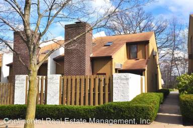 Main picture of 774 W Aaron Dr