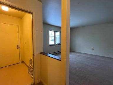 Main picture of 1404 Hampstead Ave