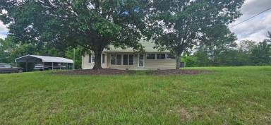 Main picture of 3259 Old Greensboro Rd