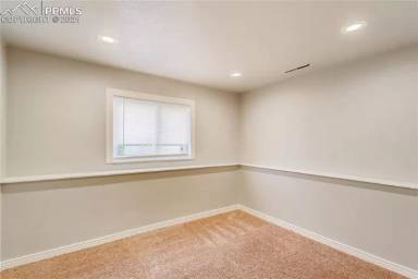 Main picture of 3108 Moonbeam Cir S