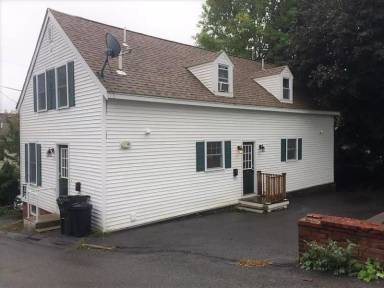 Main picture of 7 Currier St