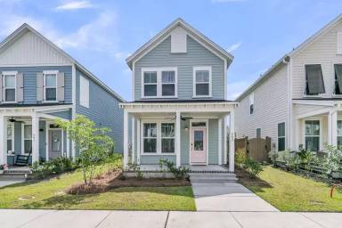 Main picture of 243 Symphony Ave