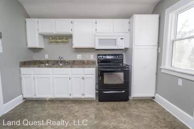 Main picture of 2028 Franklin St