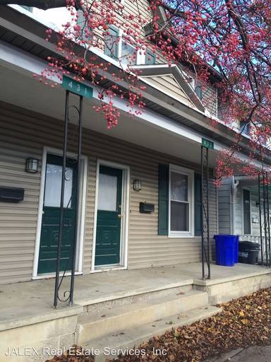 Main picture of 431 E King St