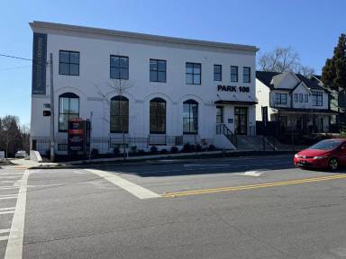 Main picture of 108 Park Pl