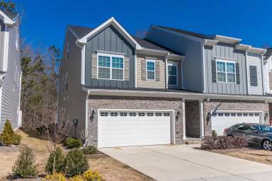 Main picture of 2724 Masonboro Ferry Dr