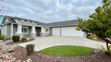 Main picture of 1591 Huckleberry Ave