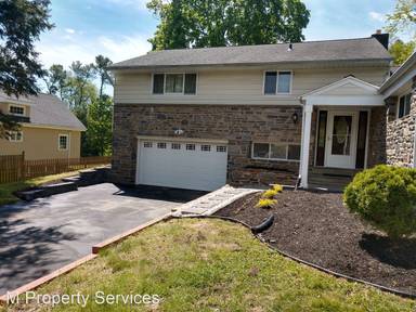 Main picture of 602 Fairview Rd