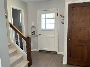 Main picture of 1110 Shorewood Blvd