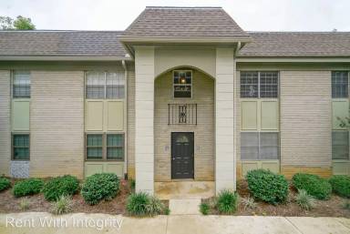 Main picture of Midtown At Meridian