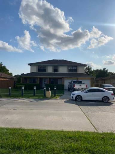 Main picture of 692 Wall Blvd
