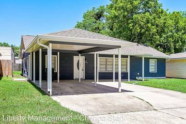 Main picture of 4340 W Broadway St