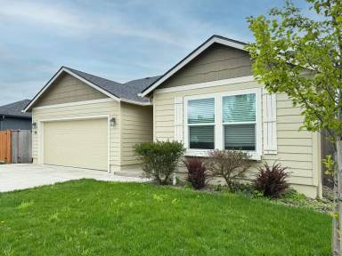 Main picture of 530 Bridle Springs St SE