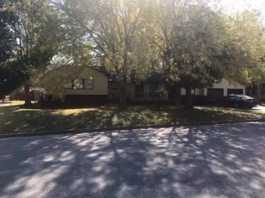 Main picture of 900 Parkway St