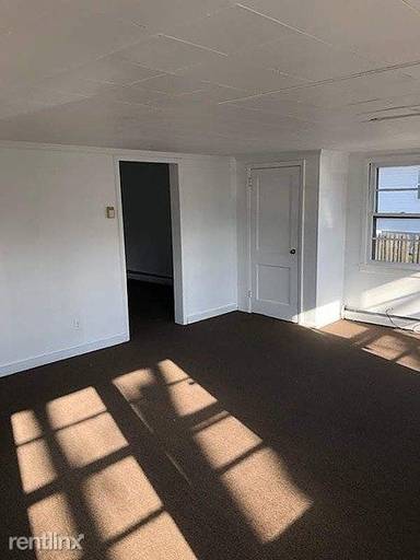 Main picture of 525 Michigan St