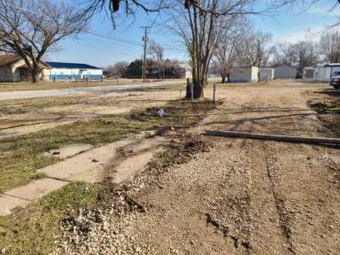 Main picture of 2001 W Laurel St
