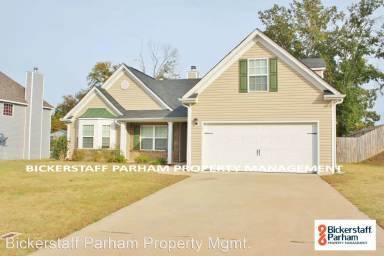 Main picture of 1 Oakwood Dr