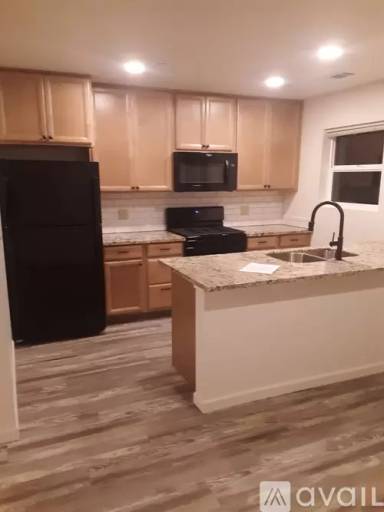 Main picture of 2441 Newburg Rd