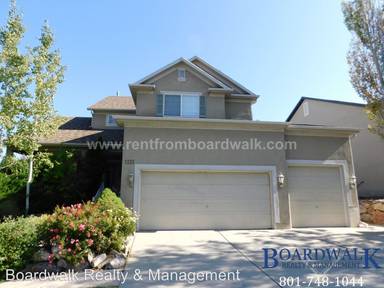 Main picture of 1251 E Hickenlooper Way