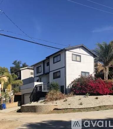 Main picture of 9236 Ventura Way