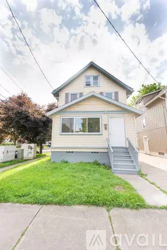 Main picture of 2280 26th St SW