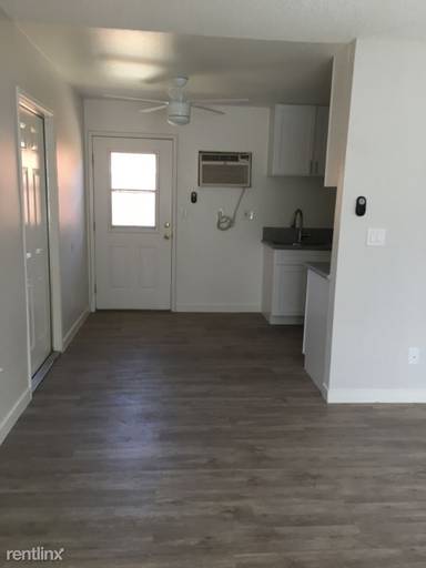 Main picture of 15776 Sequoia St