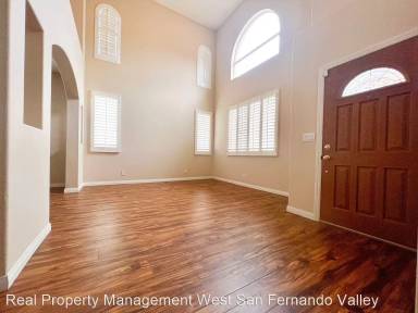 Main picture of 7652 Moorcroft Ave