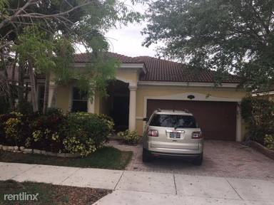 Main picture of 15103 SW 11th Ln