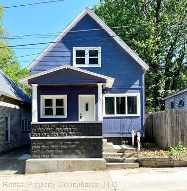 Main picture of 53 Mathews Ct NE