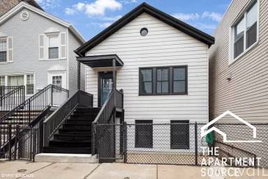 Main picture of 1221 W Grand Ave