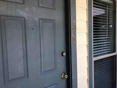 Main picture of 914 W 26th St