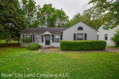Main picture of 1815 Lyndale Ave