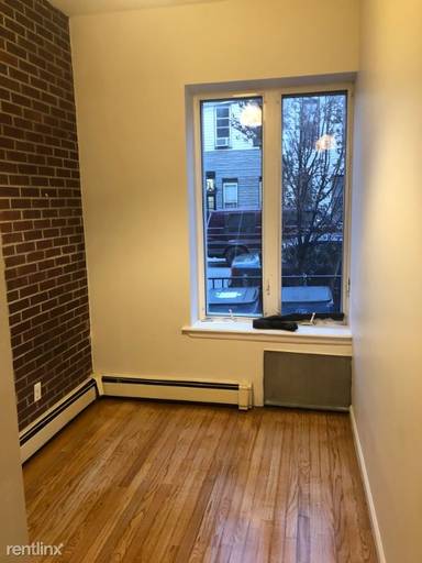 Main picture of 15 Judge St