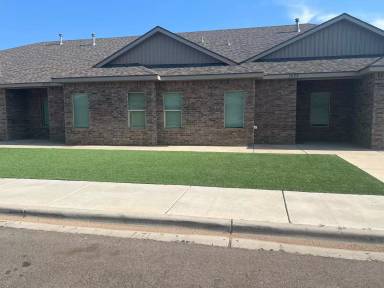 Main picture of 2622 136th St