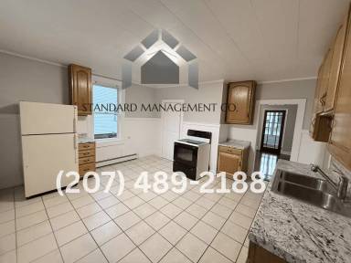 Main picture of 8 Monument St