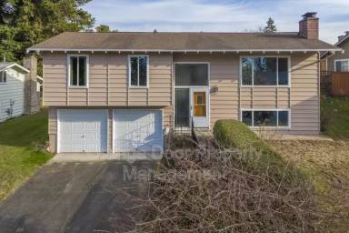 Main picture of 13410 115th Ave NE