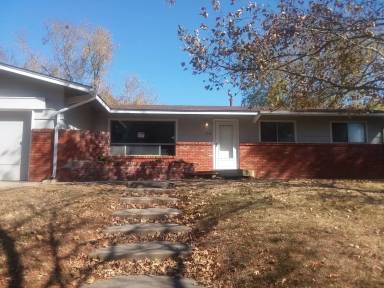 Main picture of 7426 W Warren St