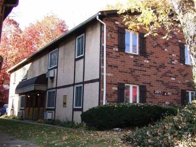 Main picture of 2075 N 4th St